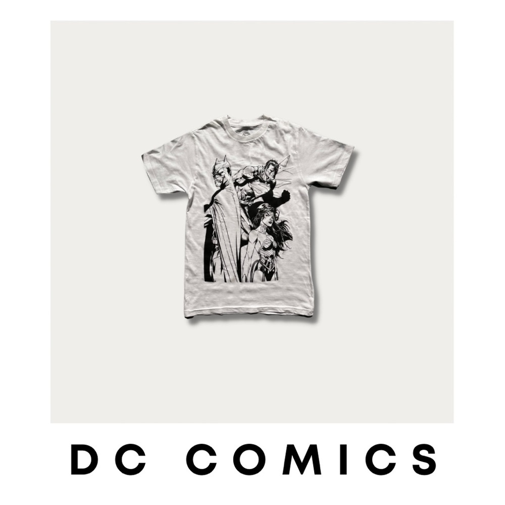 DC Comics Batman Superman Wonder Woman Graphic Tee